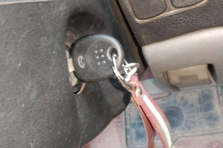 Used FORTHING Lingzhi 2012 Commercial Version 1.6L Special Offer Model