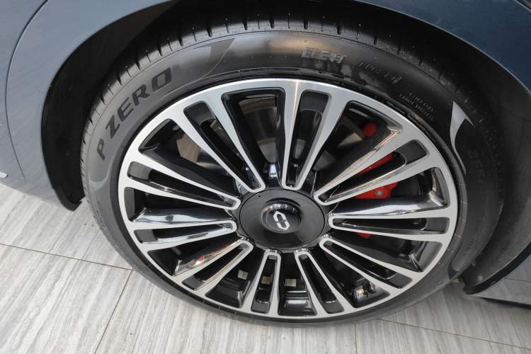 Used Hima AITO M9 2024 Range-Extended Ultra Version 42 kWh 6-Seater Model
