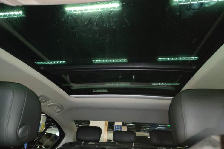 Used Volkswagen Magotan 2019 330TSI DSG Leading Model China VI Standard
