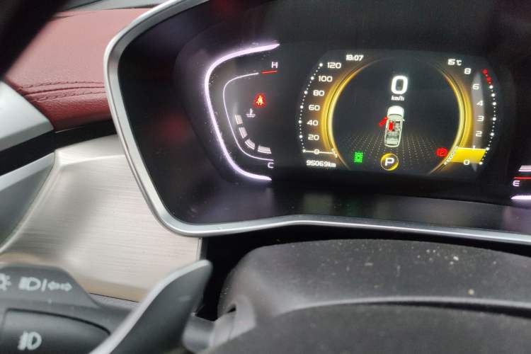 Used Geely Auto Coolray 2019 Sport Model 260T DCT Battle China V Standard
