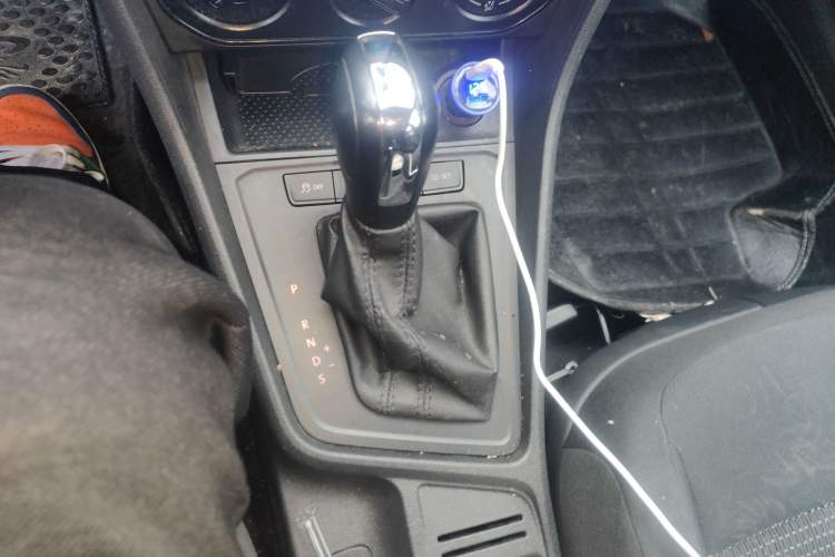 Used Volkswagen Lavida 2017 1.6L Automatic Fashion Edition
