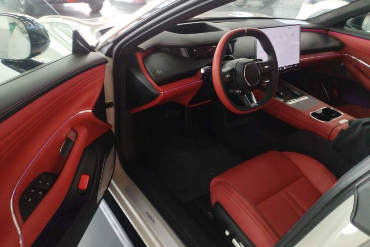 Used Xiaomi Auto SU7 2026 Model Standard Edition Driver Seat