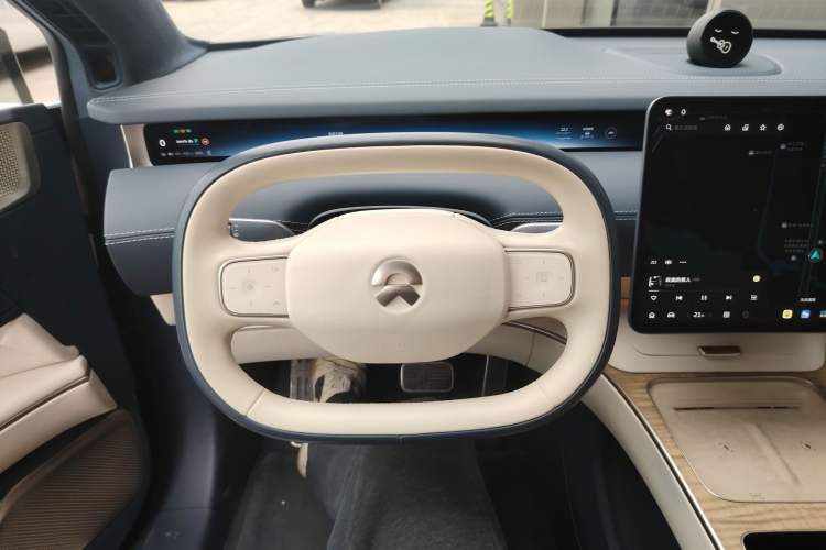 Used Nio ET9 2025 100kWh Signature Edition
