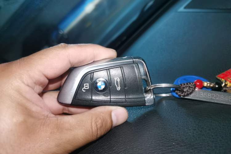 Used BMW X5 2015 xDrive28i