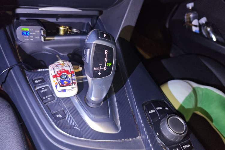 Used BMW 3 Series 2013 320Li Fashion Model
