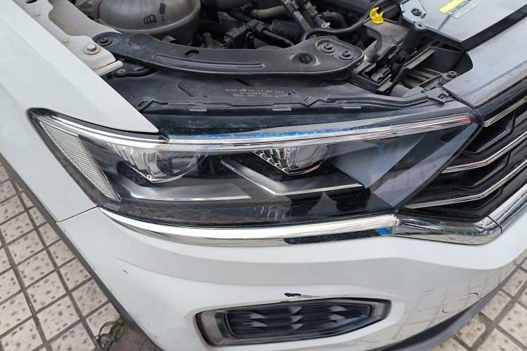 Used Volkswagen T-ROC 2020 280TSI DSG Two-Wheel Drive Comfort Version Right Front Headlight