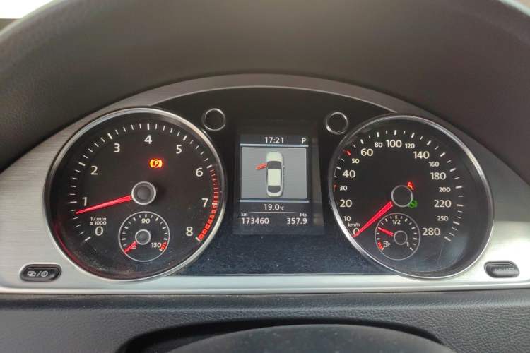 Used Volkswagen FAW-Volkswagen CC 2013 1.8TSI Luxury Model
