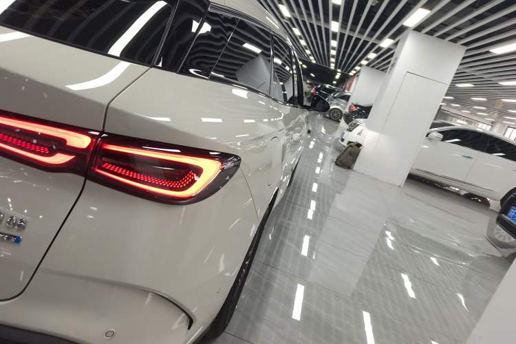 Used BYD Seal 06 DM-i Touring 2025 DM-i 80KM Prestigious Edition Right Rear Taillight