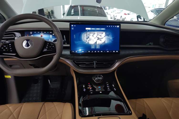 Used Denza D9 2022 DM-i 1040 Prestige Model Audio And AC Panel