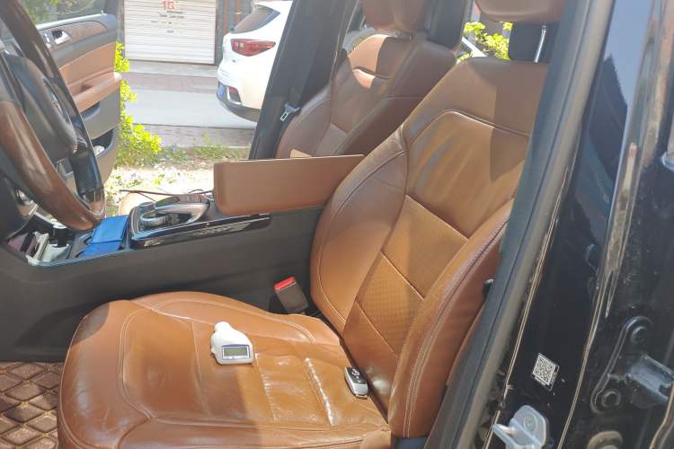 Used Mercedes-Benz GLS 2017 GLS 400 4MATIC Luxury Model Left Front Seat