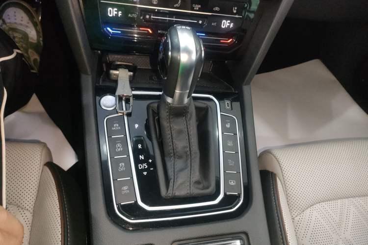 Used Volkswagen Magotan 2023 2 Million Units Limited-Edition 380TSI DSG Flagship Version