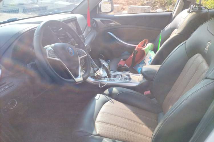 Used BYD Song New Energy 2017 Song DM 1.5TID All-Wheel Drive Luxury Model