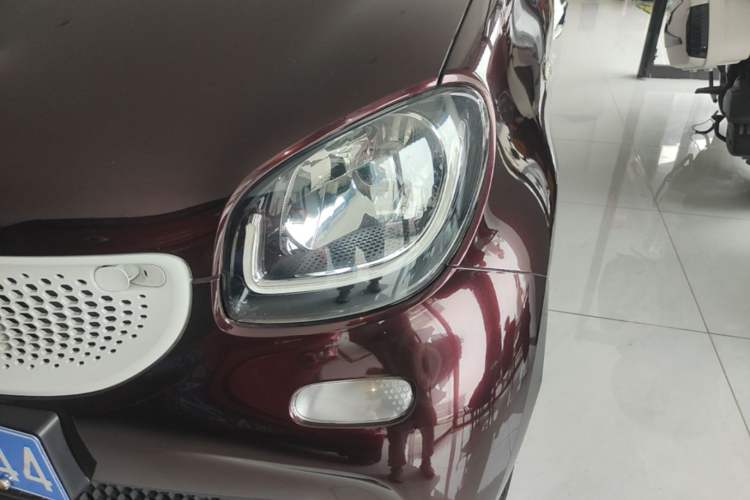 Used smart forfour 2016 0.9T 66 kW Ultimate Edition
