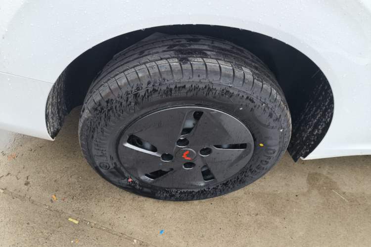 Used Wuling Hongguang New Energy 2025 Extended-Range Hybrid 50KM Comfort Version