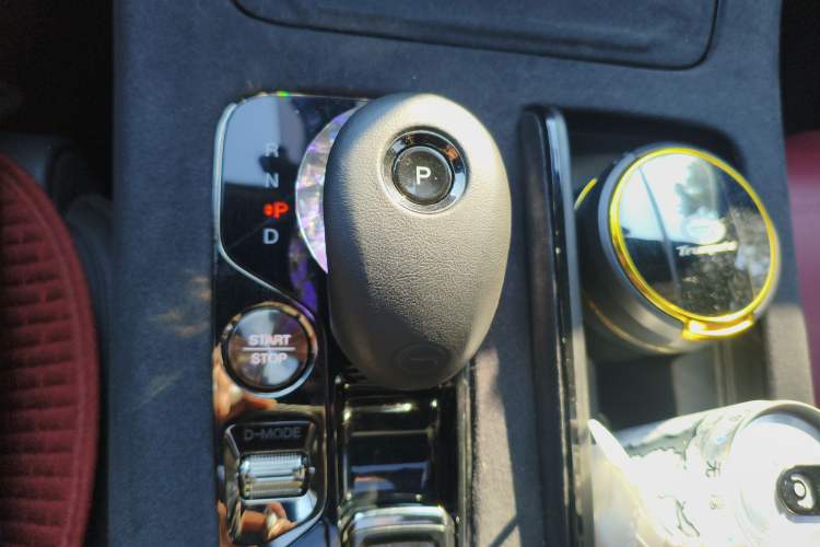 Used GAC Trumpchi M8 2023 Zongshi Series Dual-Motor Flagship Edition Gear Lever