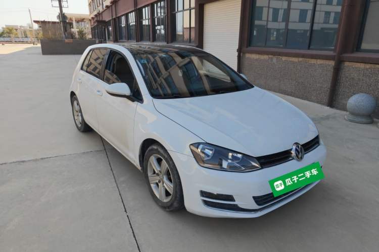 Used Volkswagen Golf 2016 1.6L Automatic Comfort Model Exterior 1