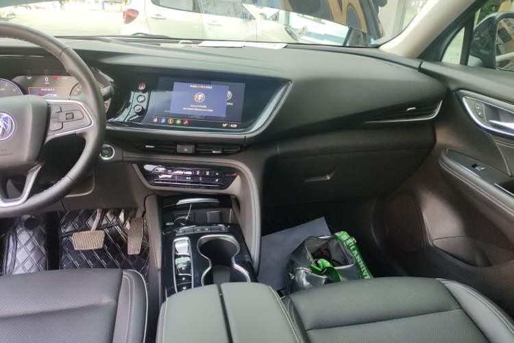 Used Buick Envision 2023 Encore Plus 652T Five-Seat Luxury Model
