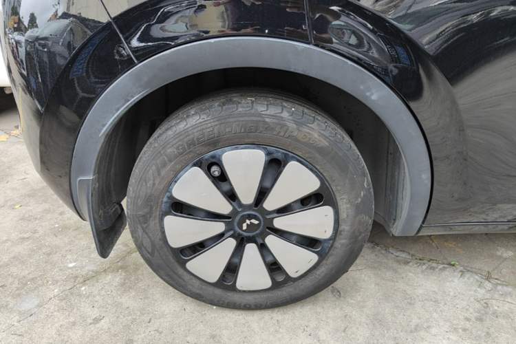 Used Wuling Bingo 2023 333 km Enjoyment Version
