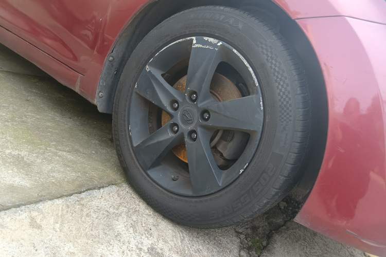 Used Hyundai Elantra (5th Generation / Langdong) 2012 1.6L Automatic Leading Model Right Front Wheel Hub