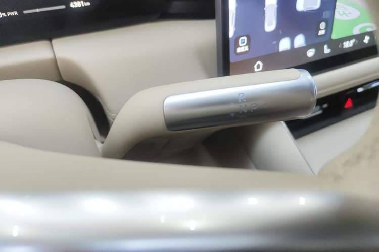 Used Hima AITO M5 2025 Extended-Range Ultra All-Wheel-Drive Version
