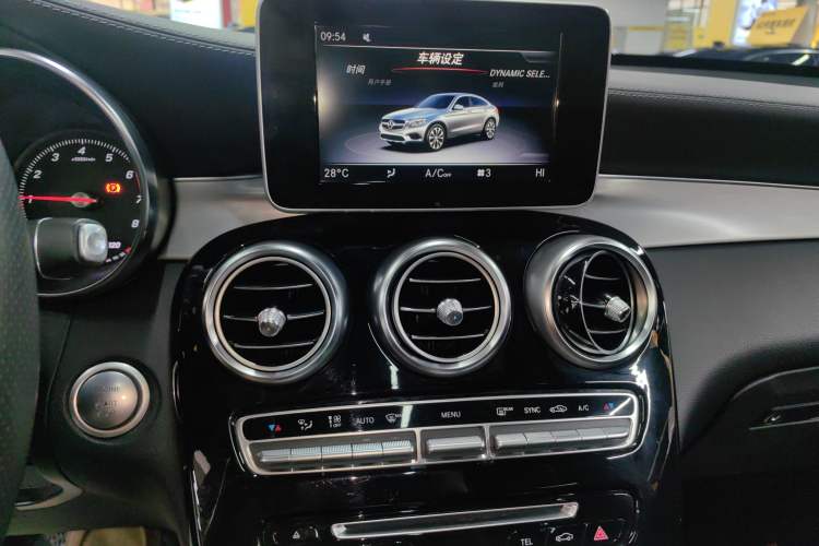 Used Mercedes-Benz GLC Coupe 2019 GLC 200 4MATIC Coupe SUV