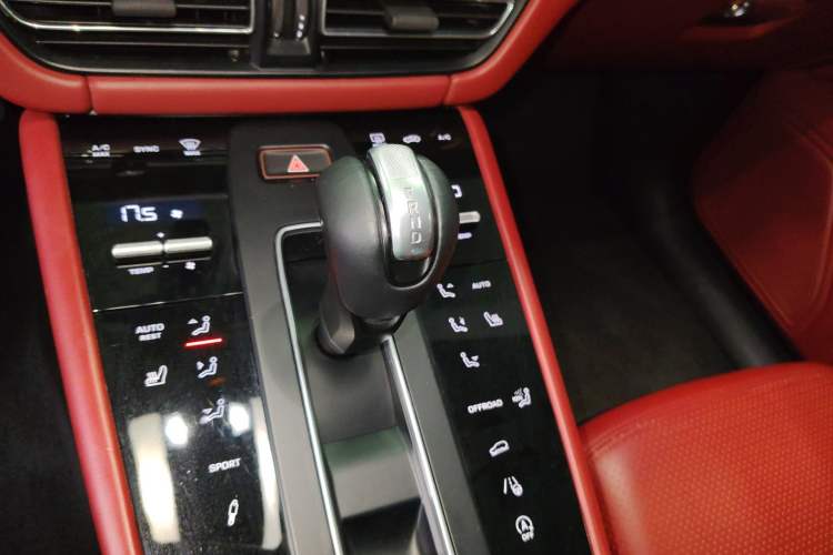 Used Porsche Macan 2023 Macan 2.0T
