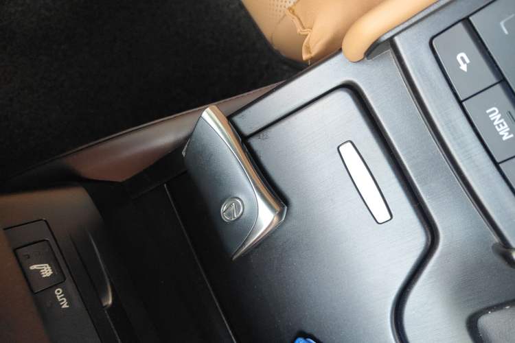 Used Lexus ES 2018 200 Excellence Edition China VI Standard