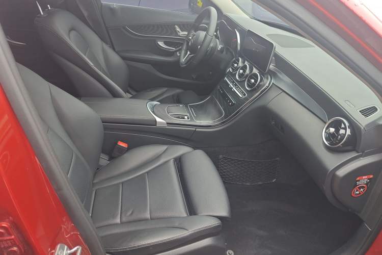 Used Mercedes-Benz C-Class 2019 C 180 L Fashion Edition Sport Version Right Front Seat