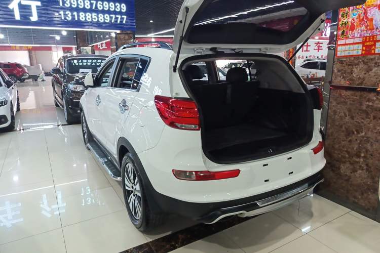 Used Kia Sportage R 2015 2.0L Automatic Two-Wheel Drive DLX Model Rear Left 45 Deg