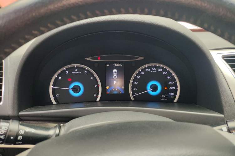 Used Changan Raeton 2014 1.8T Automatic Elite Anniversary Edition China IV Standard
