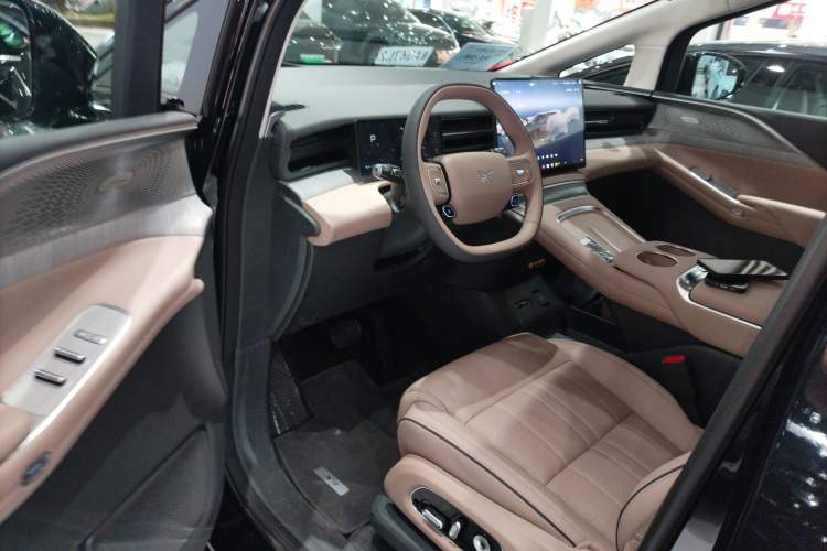 Used XPeng X9 2026 Model—Range-Extended Version 1602 Ultra