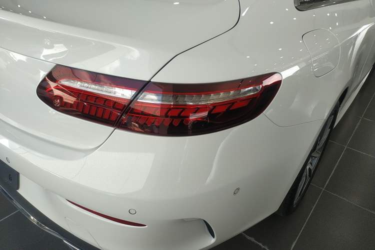 Used Mercedes-Benz E-Class 2023-Year Restyled E 260 Coupe
