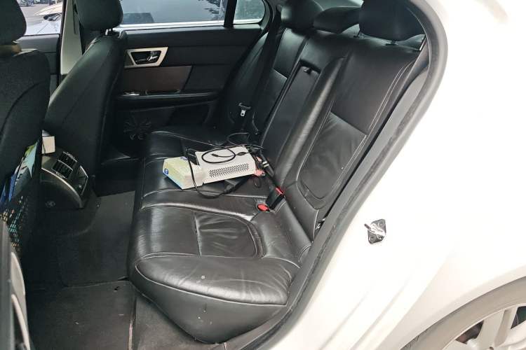 Used Jaguar XF 2015 XF 2.0T 80th Anniversary Collector's Edition