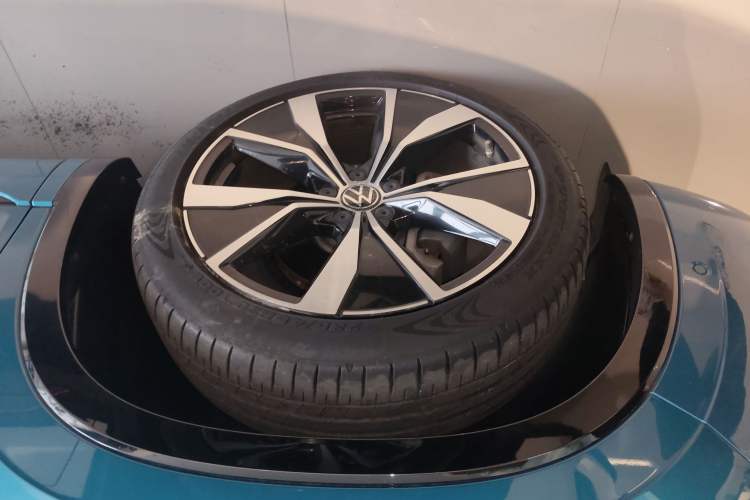 Used Volkswagen Tayron 2023 380TSI Four-Wheel Drive R-Line Pro Smart Edition Left Front Wheel Hub