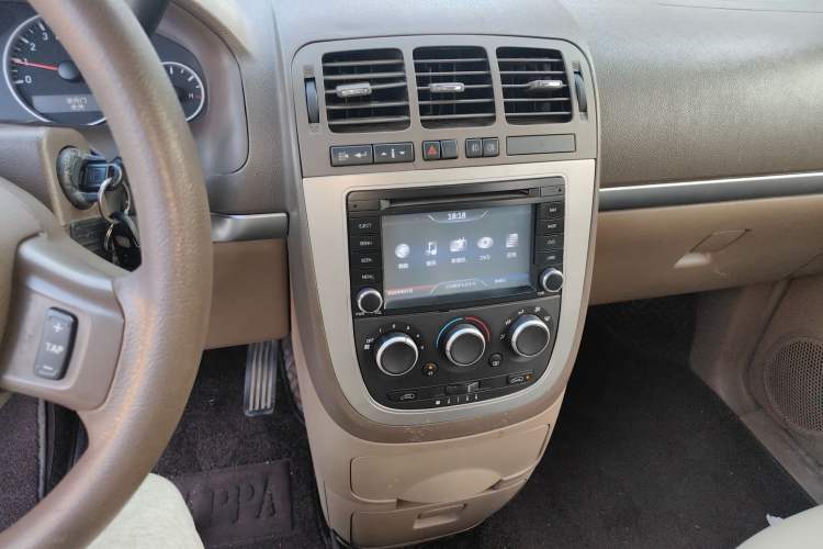Used Buick GL8 2012 2.4L BASE Comfort Edition
