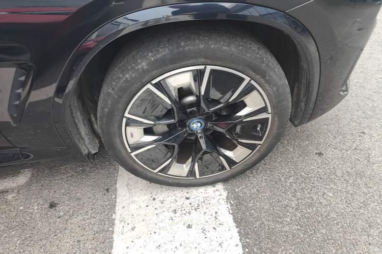 Used BMW iX3 2023 Leading Type
