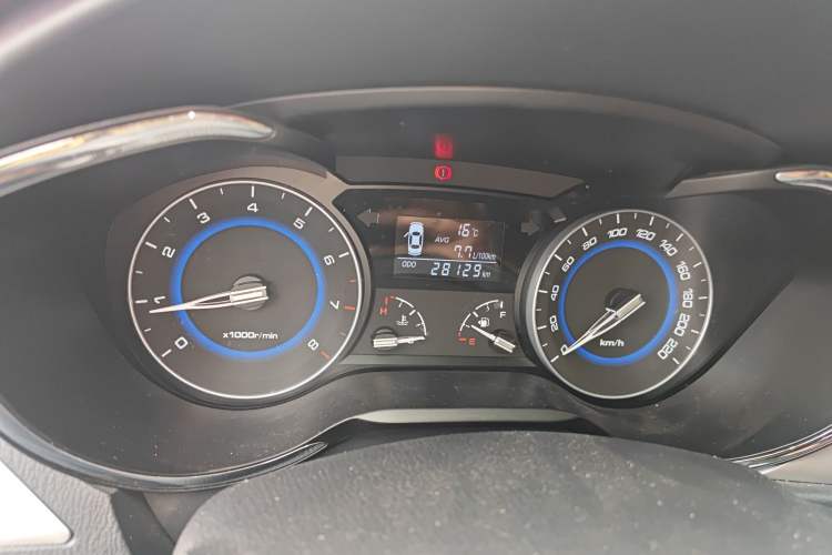 Used Changan Alsvin V7 2016 1.6L Manual Enjoyment Model China V Standard
