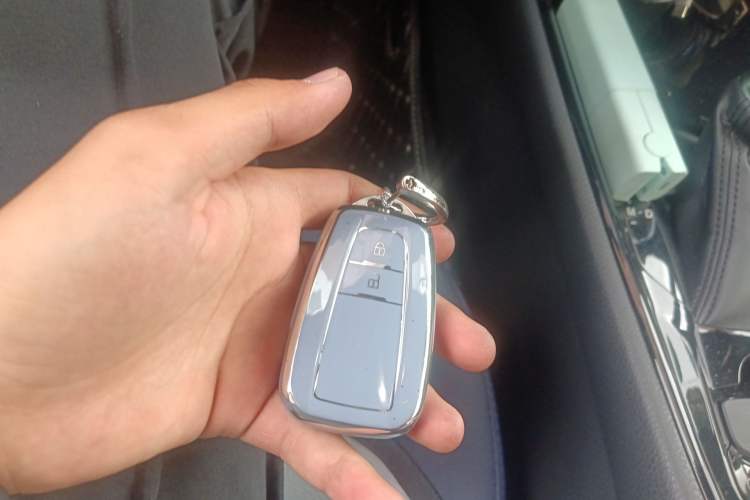 Used Toyota C-HR 2018 2.0L Leading Edition China VI
