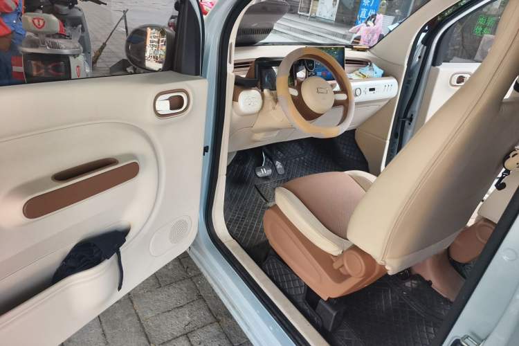 Used Bestune Pony 2025 222km Range Linglong Horse
