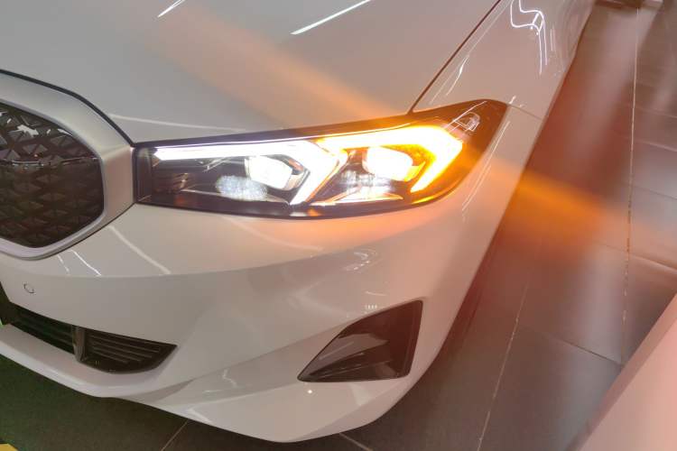 Used BMW i3 2025 eDrive 35 L
