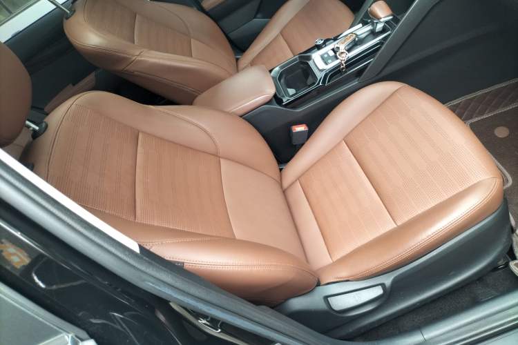 Used Kia Sportage R 2021 Ace 2.0L Splendid Edition Right Front Seat