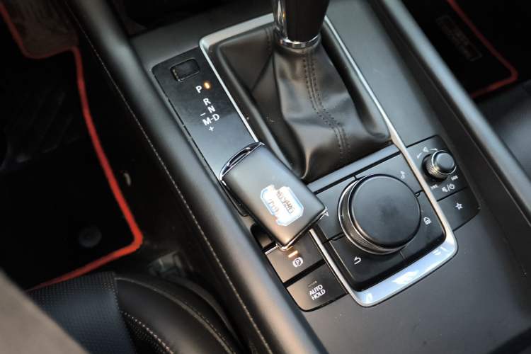 Used Mazda 3 Axela 2020 1.5L Automatic Luxury Version Vehicle Key