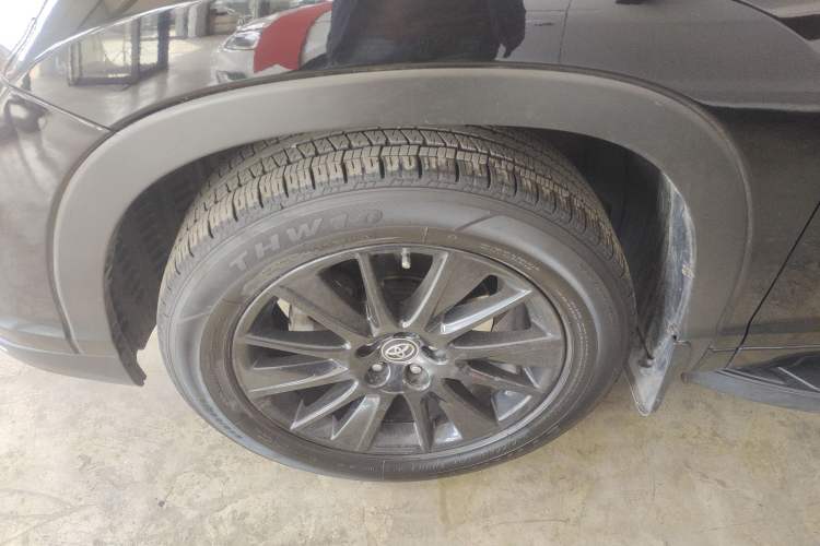 Used Toyota Highlander 2017 2.0T Four-Wheel Drive Black Edition Limited Model