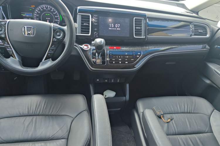 Used Honda Elysion 2019 2.0L Hybrid Luxury Edition
