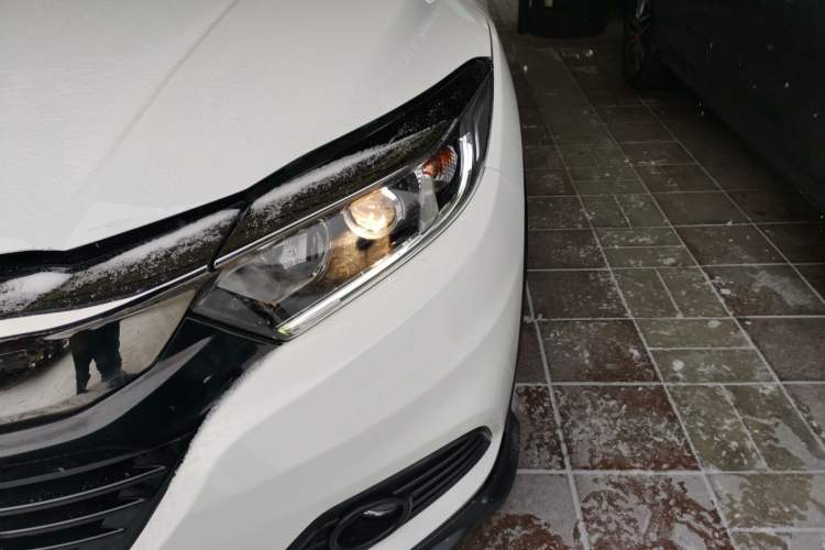 Used Honda Vezel 2020 1.5L CVT Pioneer Edition
