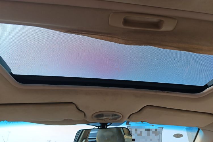 Used Buick Excelle 2013 1.5L Manual Luxury Model Headliner