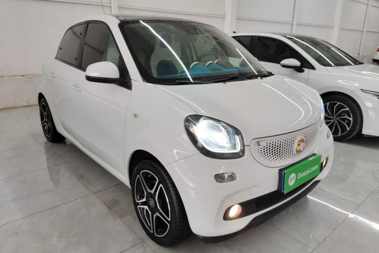 Used smart forfour 2016 0.9T 66 kW Ultimate Edition