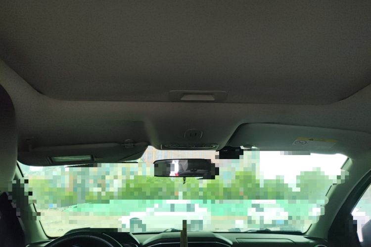 Used Venucia T70X 2016 2.0L CVT SmartFun Sport Edition