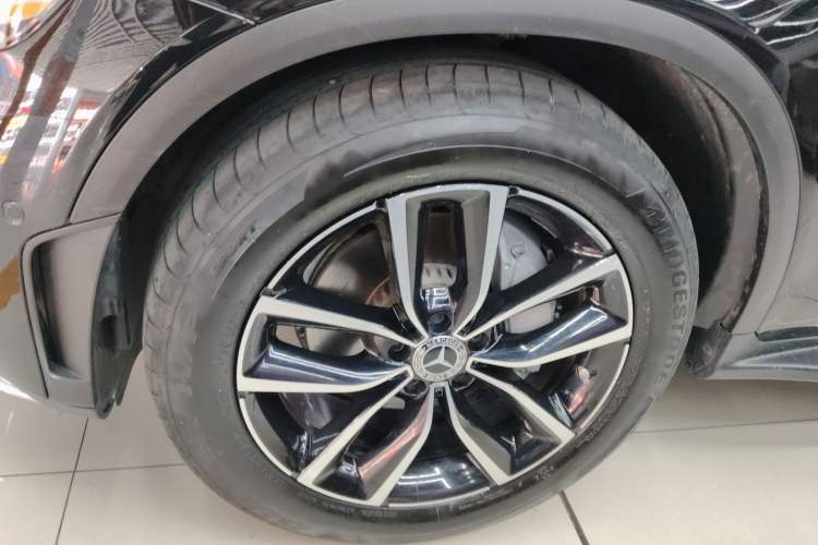 Used Mercedes-Benz GLC 2020 Facelift GLC 300 L 4MATIC Dynamic Edition