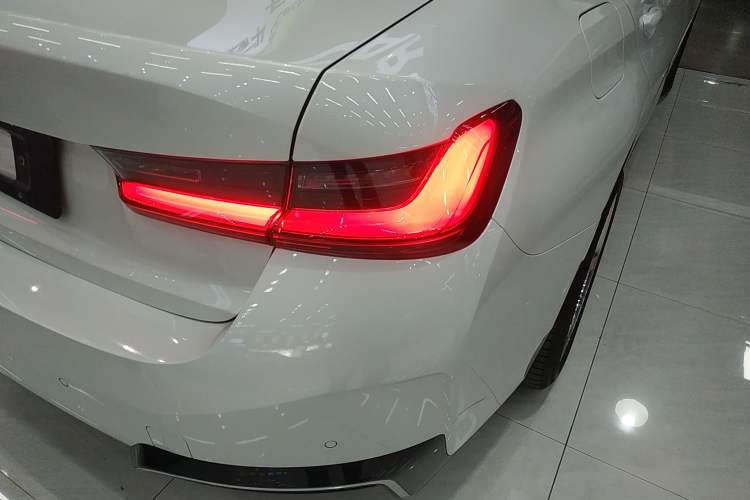 Used BMW i3 2022 eDrive 35 L